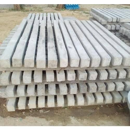 Precast concrete fence posts